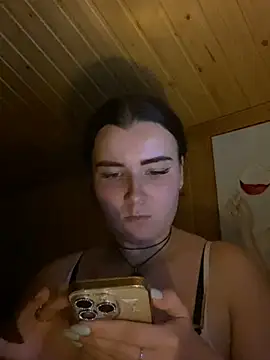 mewKate webcam