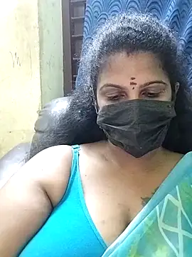 poojaa-rani webcam