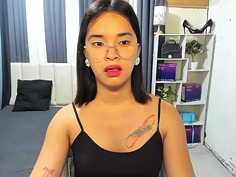 SeductiveAppleTS webcam