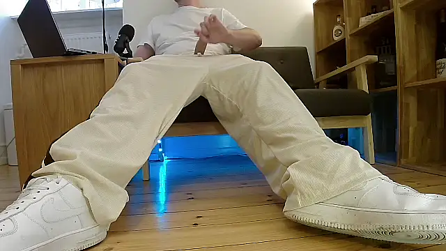 jonas_camboy webcam
