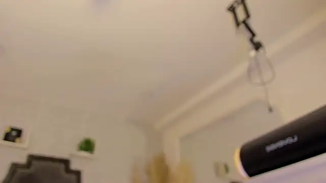 DylanRoyce_ webcam
