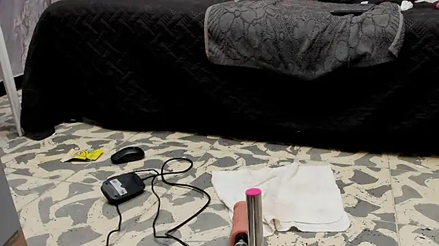 Milf_Drip webcam