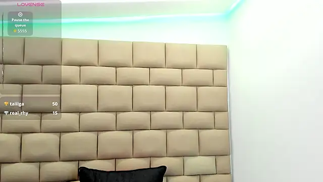 TifannyRosen webcam