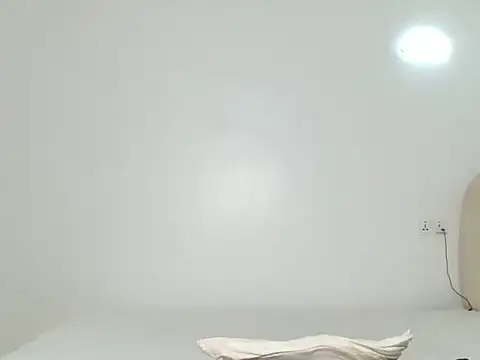 malia_baby2 webcam