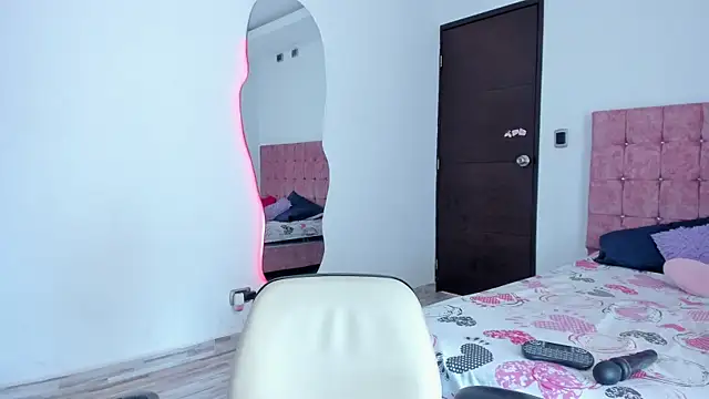 cora_22 webcam