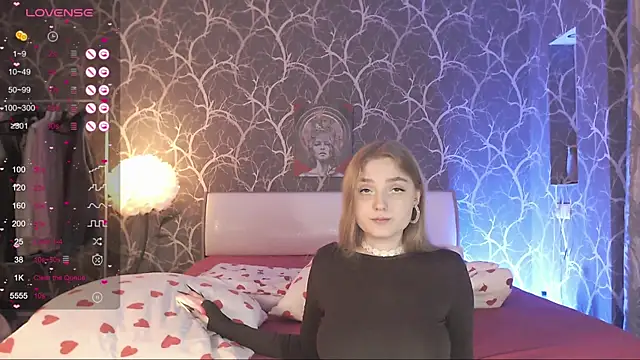 MiaMiaMeow webcam
