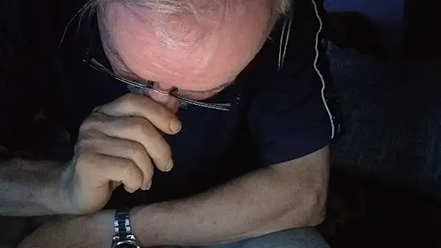 cumloverboyxx69 webcam