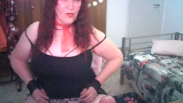 SabrinaXlovess live cam on StripChat