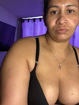 carola-ross (F milf) - Flash Tits🍒