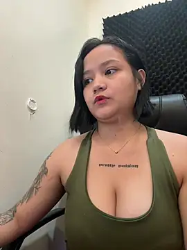 Beraie - Female webcam sex chat