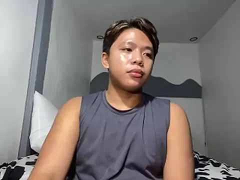 urasianrey (M twink) - HI LIL REY !