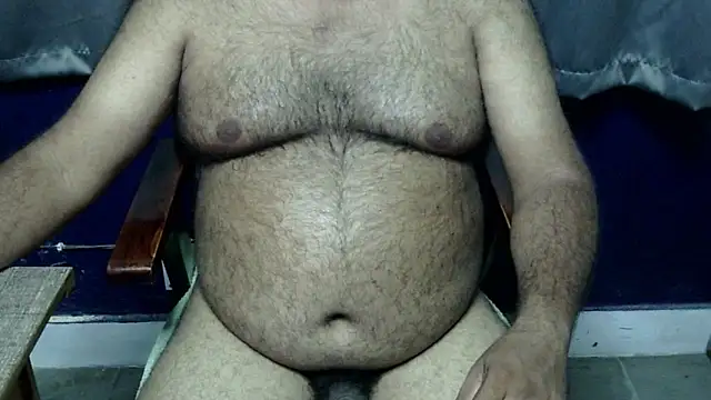 hairysubcub_70 (Ask my age) - Welcome To Daddy's Room. Make Daddy Cum.
