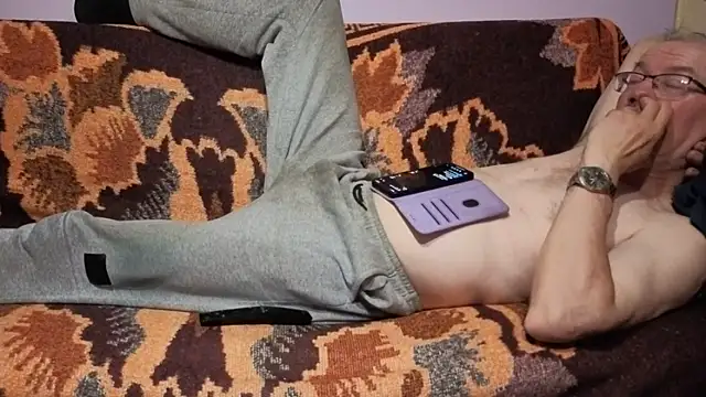 cumloverboyxx69 webcam