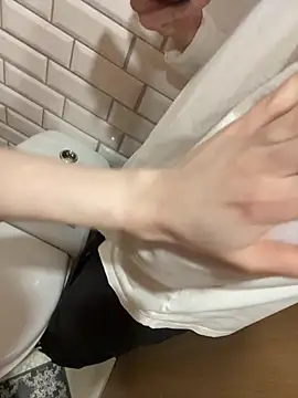 Mia_Mia_M