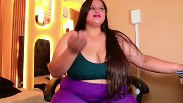 Veronicajhonsonn live cam on StripChat