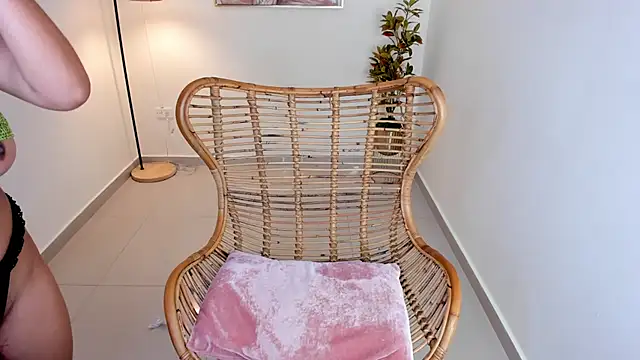 Mindy_Claker webcam
