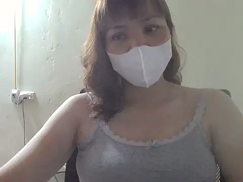 Angela-Eira webcam