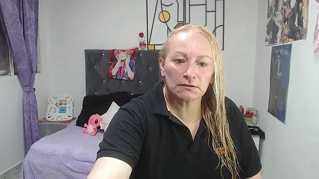 emperabigbootybigass webcam
