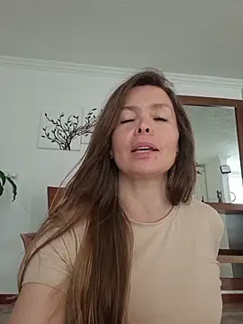 karina_warthon webcam