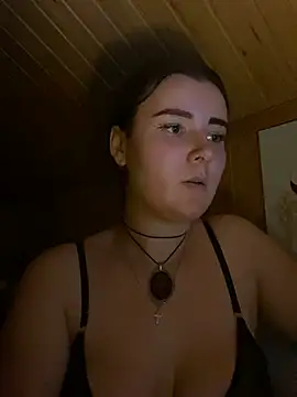 mewKate webcam