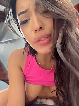 MystiqueXXX webcam