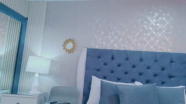 ZoeWilliis webcam