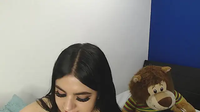 EmmilyConnor webcam