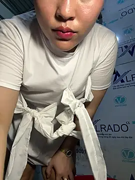 Lina-Naughty webcam