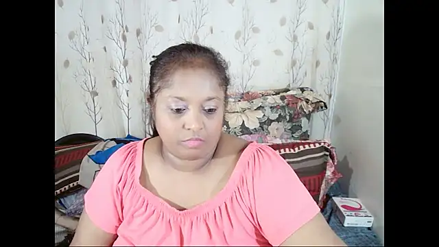 Indiantasha live cam on StripChat