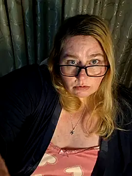Iceprincess2bad4u webcam