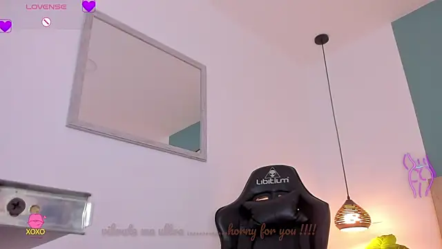lucy_blue28 webcam