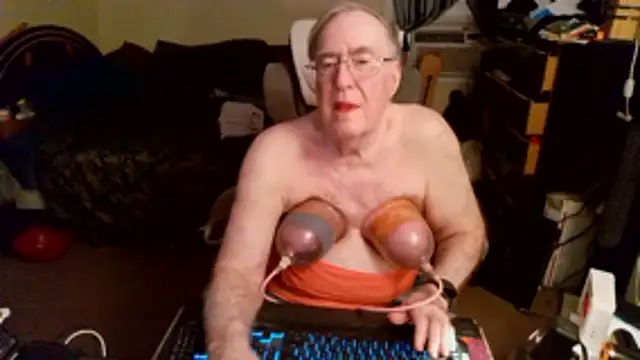 toastir - Toastir's free webcam - UK Sex Cams