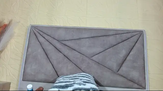 luna_maisonn webcam