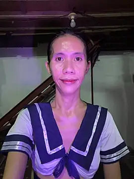 LoveRUBY143 webcam