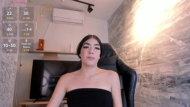 lorraineHunter webcam