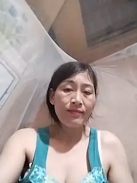 lris-Beauty77 webcam