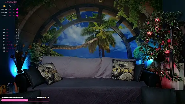 RoxanneBlize webcam