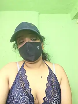 yourtina webcam
