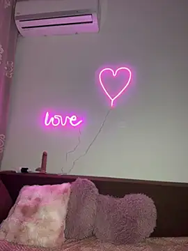 Sabrinedivinee webcam