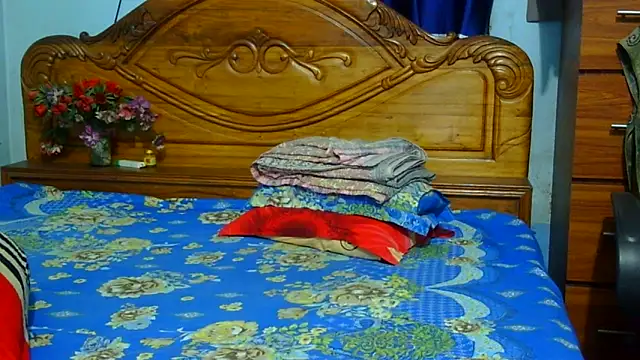 Horny_Doll24 webcam