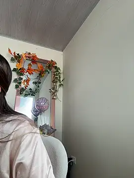 valery_mora webcam