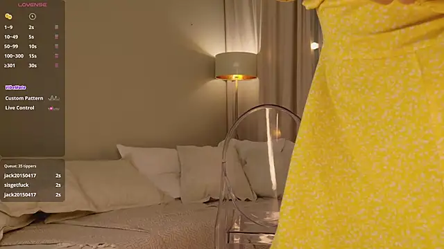 EmiliaDreams webcam