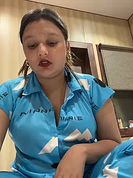 Ishita_Pandeyy webcam