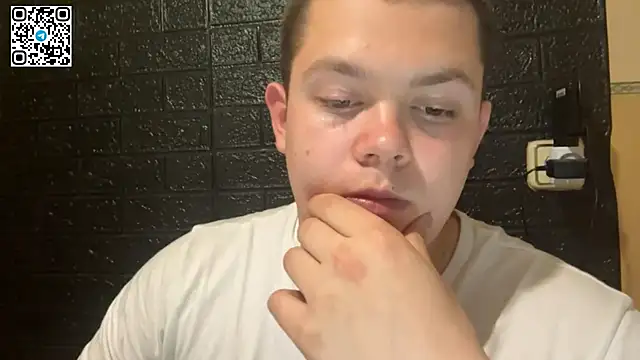 CuteButNaughty_ webcam