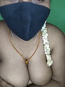 tamil_butterfly (F young) - Boobs