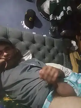 hairy_mannn webcam