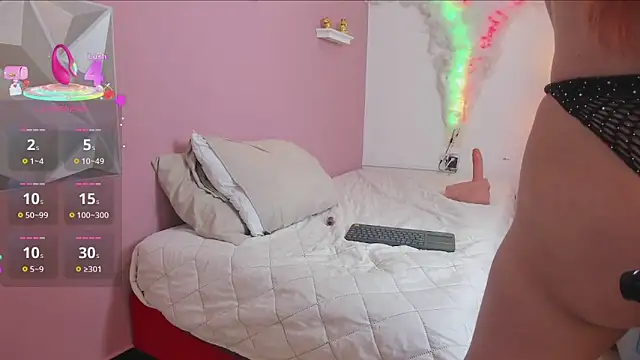 mia_gold_