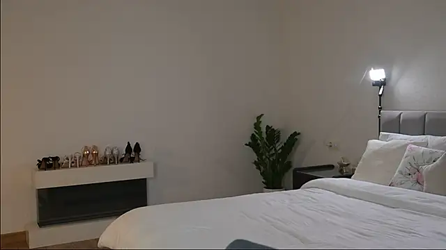 ella_twinkl live sex cam