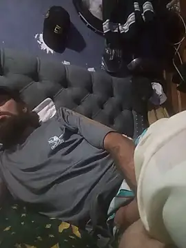 hairy_mannn webcam