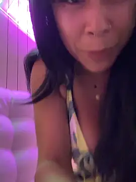 HaileyDiana webcam